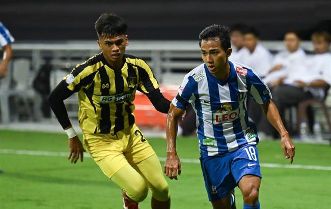 Đội bóng của Messi Thái để thua sốc ở Shopee Cup 